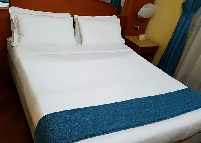 69 Manin Street Pensjonat 3*