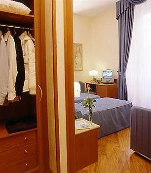 69 Manin Street 3* Rzym