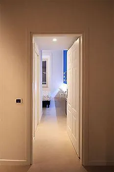 Pensjonat 69 Manin Street 3*