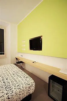 69 Manin Street Rzym
