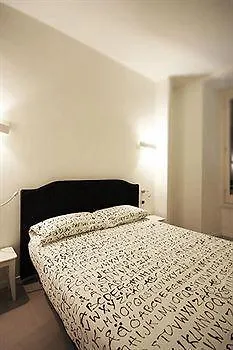 Pensjonat 69 Manin Street Rzym