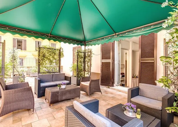 Pensjonat 69 Manin Street 3*